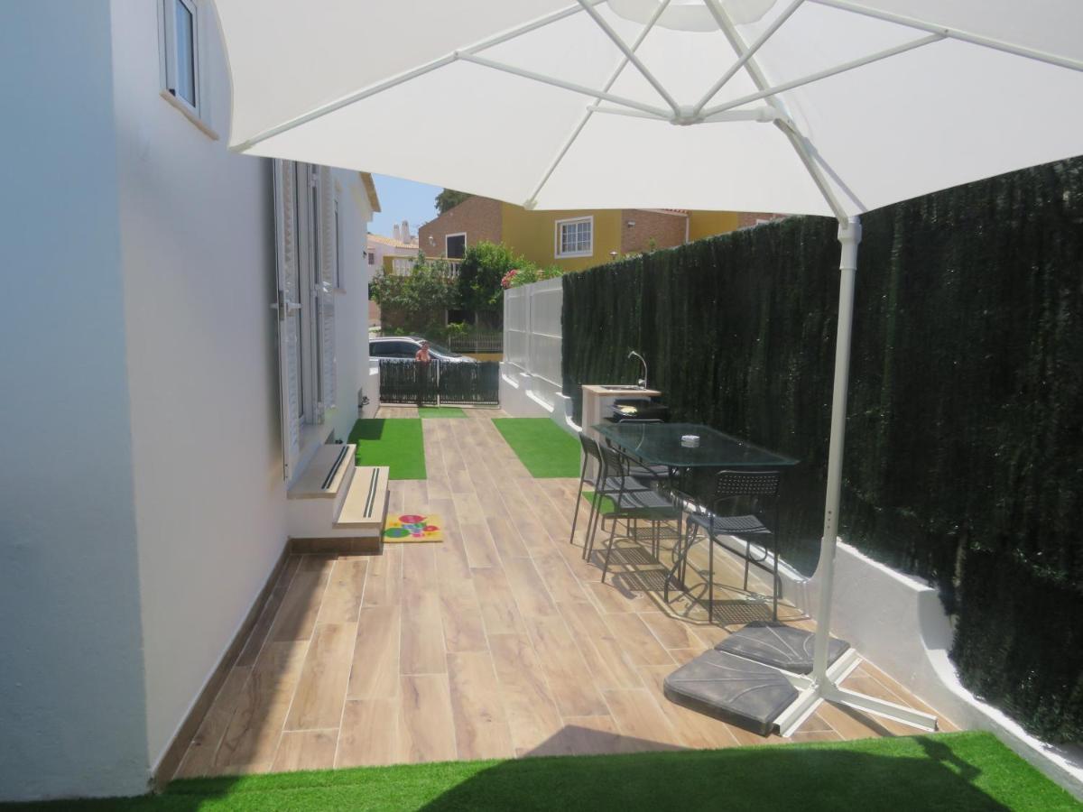 Moradia Geminada V2- Piscina Privada Βίλα Quarteira Εξωτερικό φωτογραφία